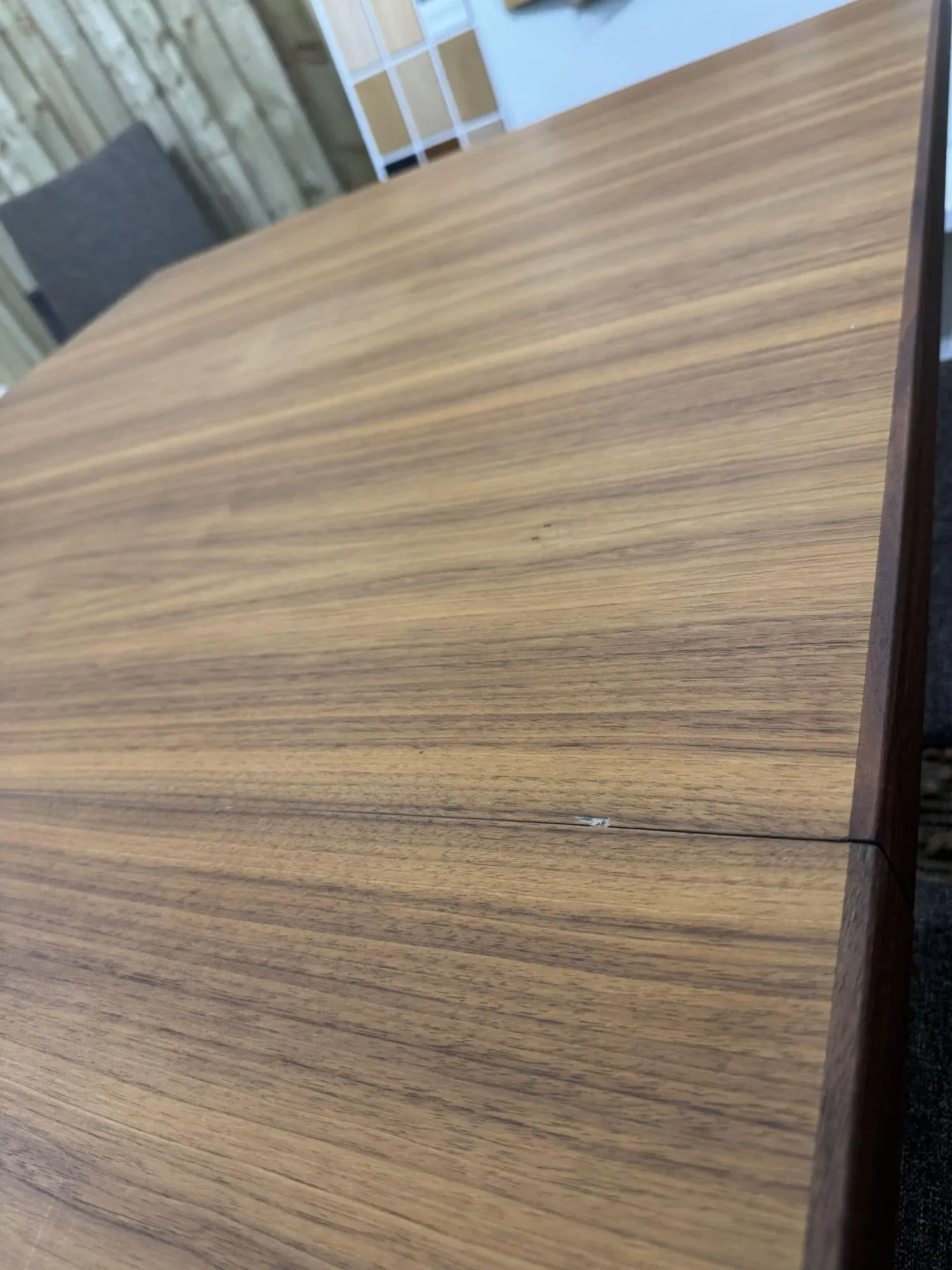 SM37 6-10 Seater Extendable Dining Table - Oak