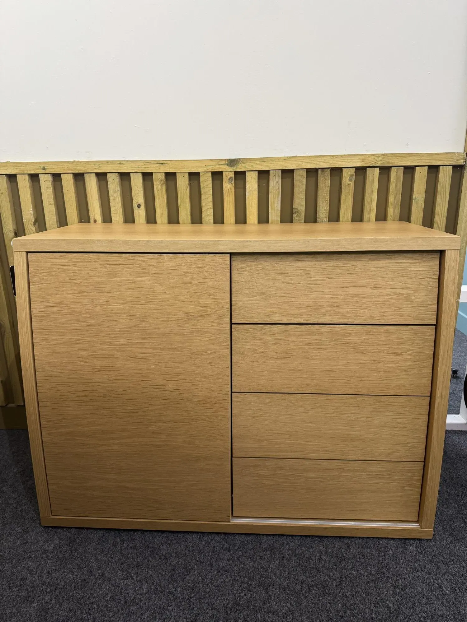 SM752 Sideboard - Oak