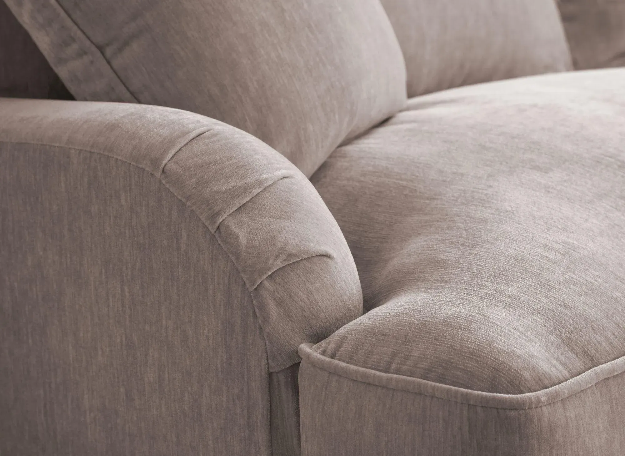 Manhattan Corner Sofa with Chaise - Putty, Fabric