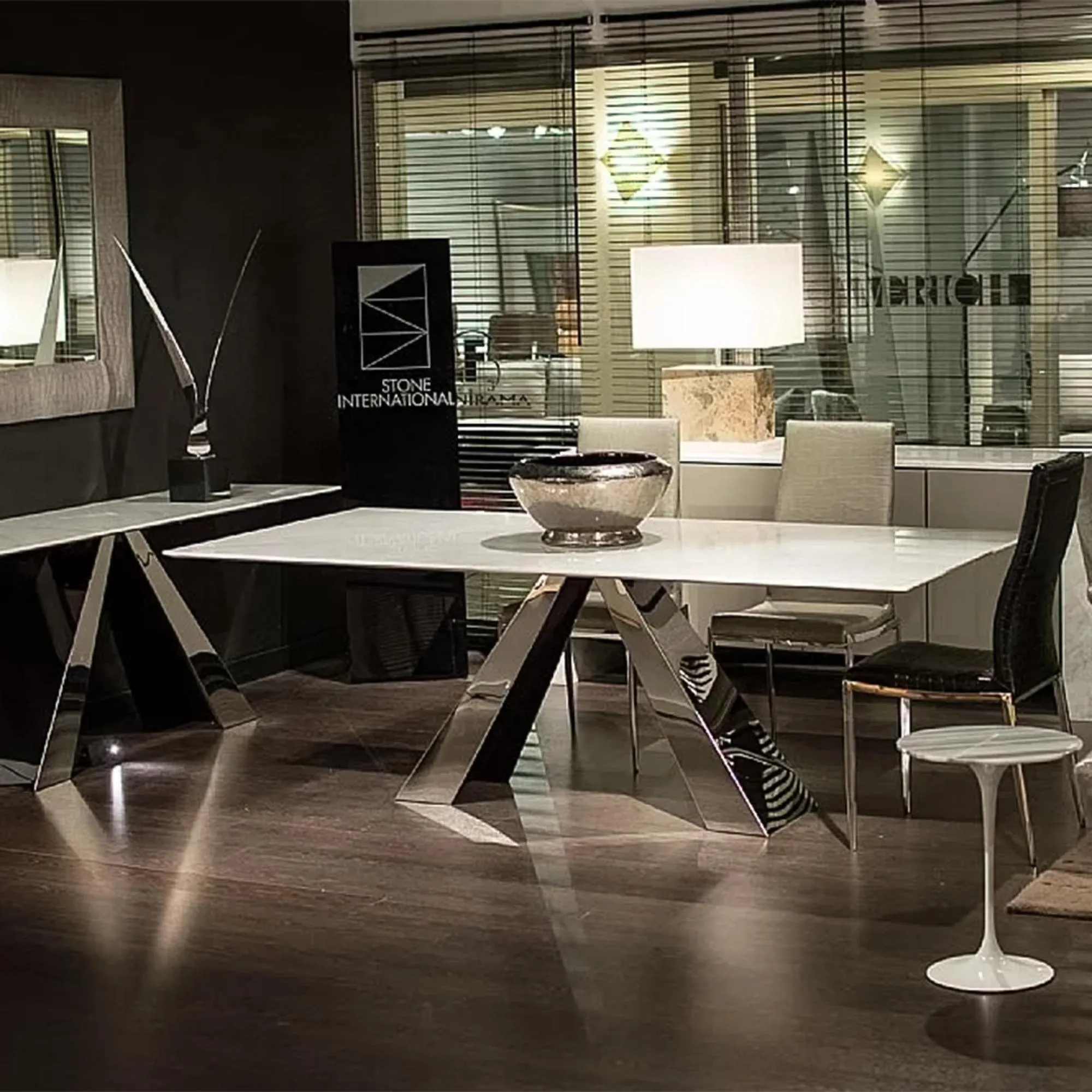 Butterfly Dining Table - Marble, Stainless Steel