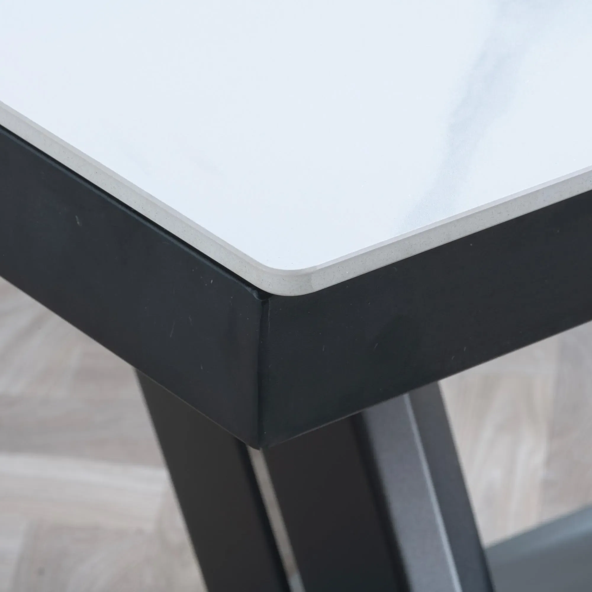 Alpha Extendable Dining Set with Arctic Chairs - White, Ceramic