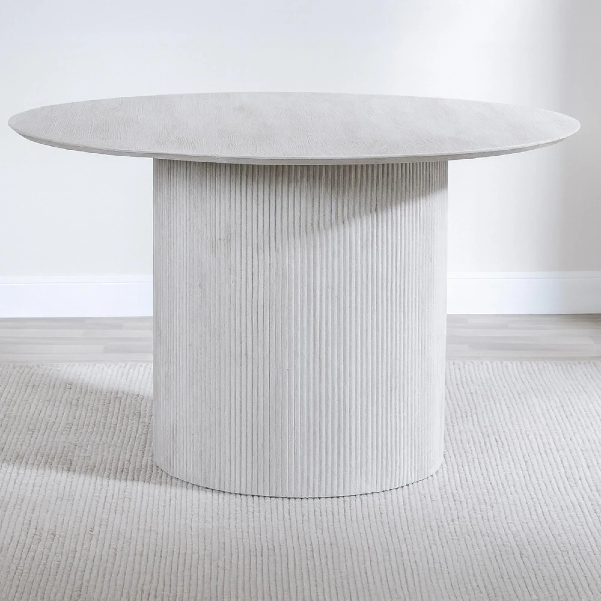 Bern Fluted 4-Seater Round Dining Table with Drum Base - White