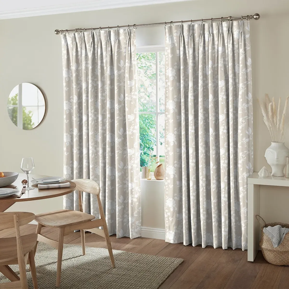 Booth Curtain with Floral Pattern - Cream, Cotton