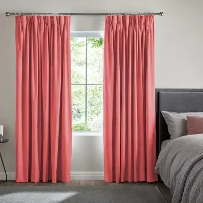Jesse Strawberry Curtain - Red, Cotton Mix