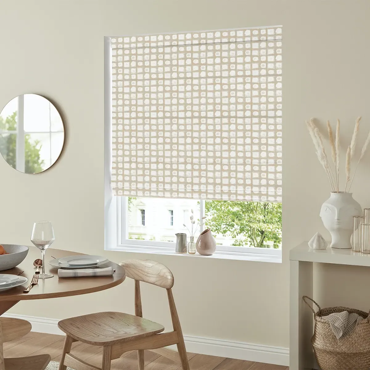 Nico Roman Blind - Oyster, Polyester