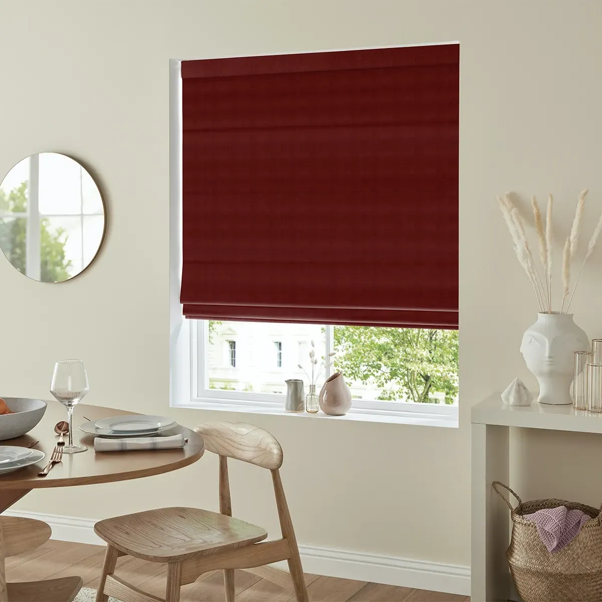 Rudiger Roman Blind - Crimson, Polyester