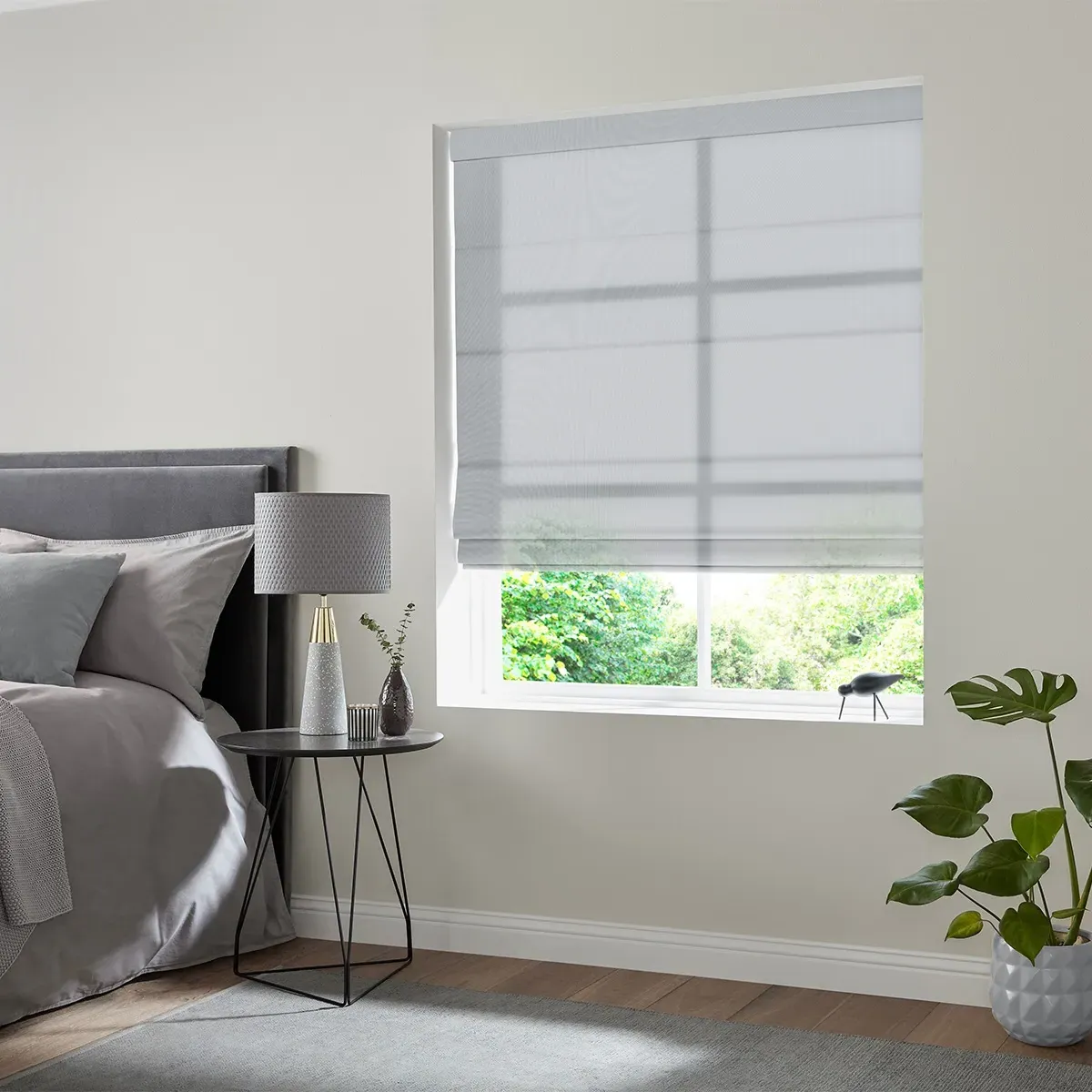 Zaha Roman Blind - Sky, Polyester