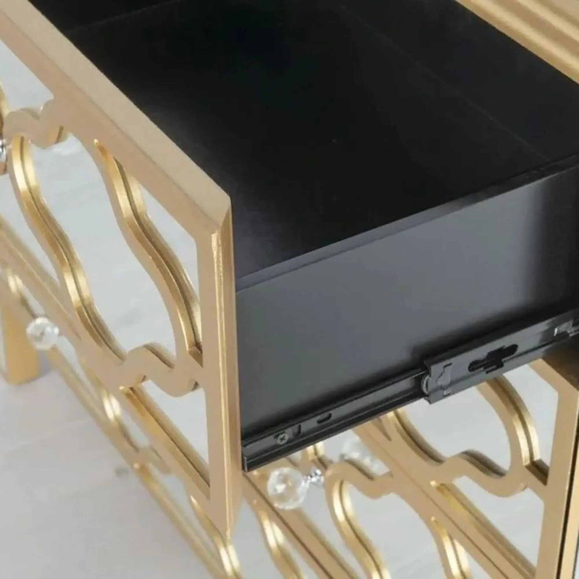 Casablanca 3+2 Drawer Chest - Gold, Mirrored
