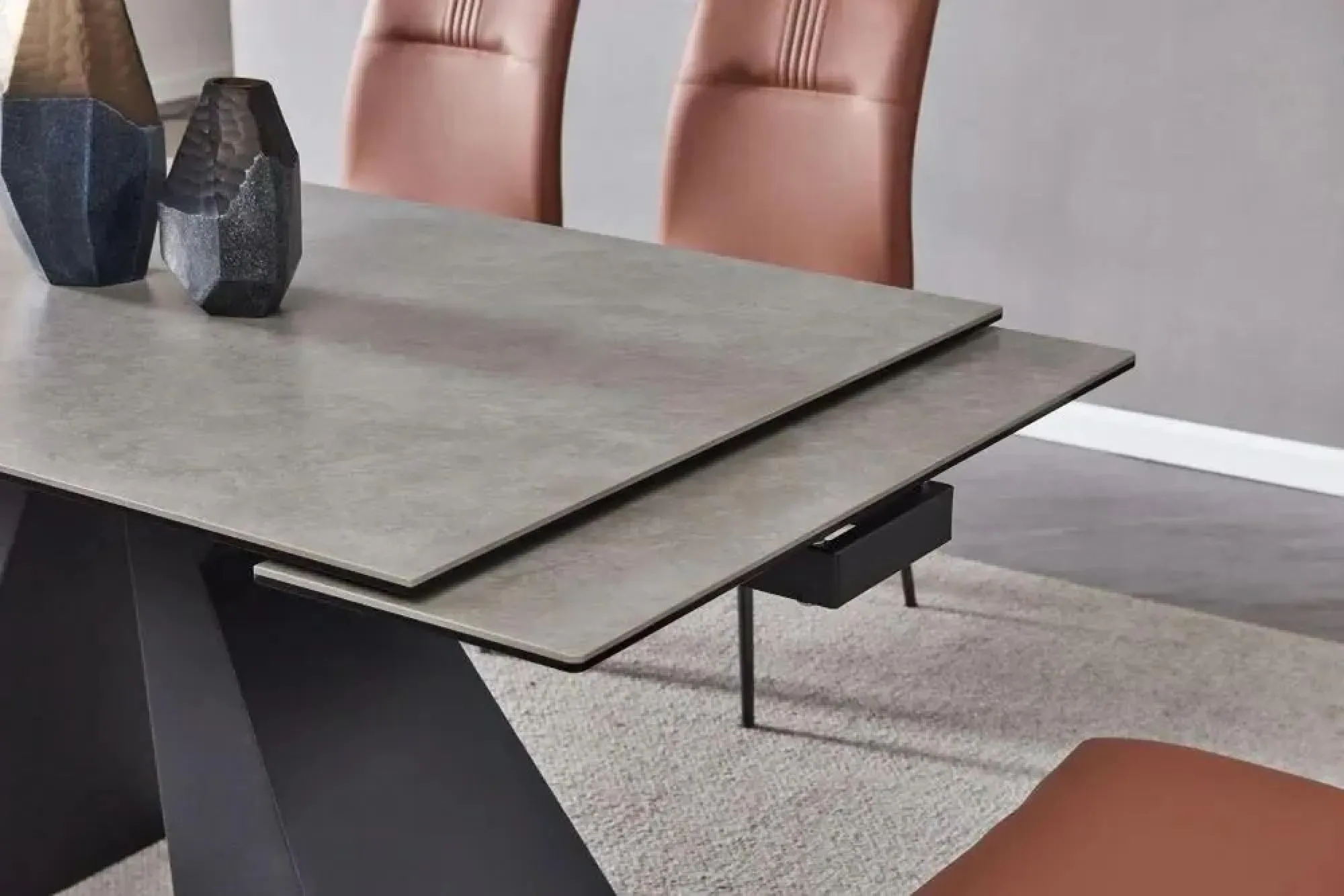 Cassino Extendable Dining Table - Grey, Ceramic