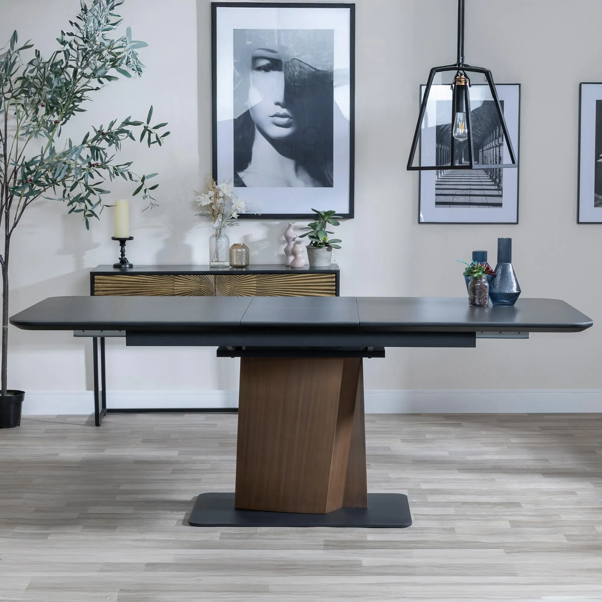 Catalina 6-8 Seater Extendable Dining Table - Black, Ceramic