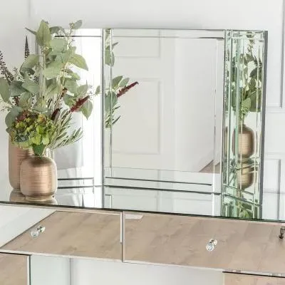 Chelsea Triple Vanity Mirror - Mirrored image