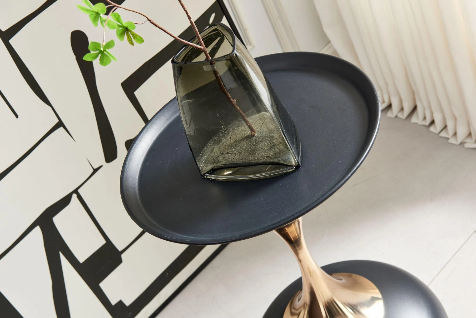 Dumbbells Round Wine Table - Black, Gold