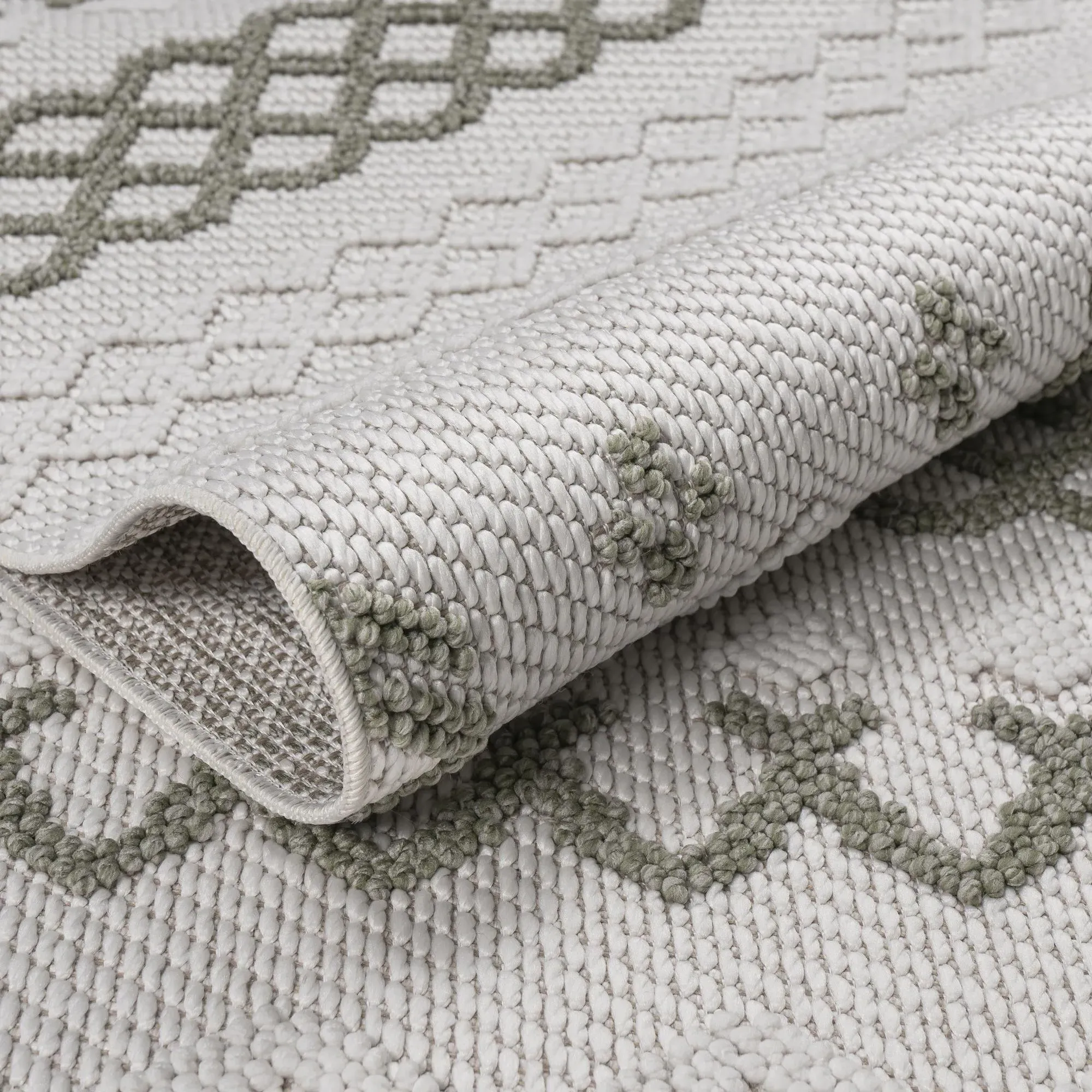 Madisyn Medium Rug - White