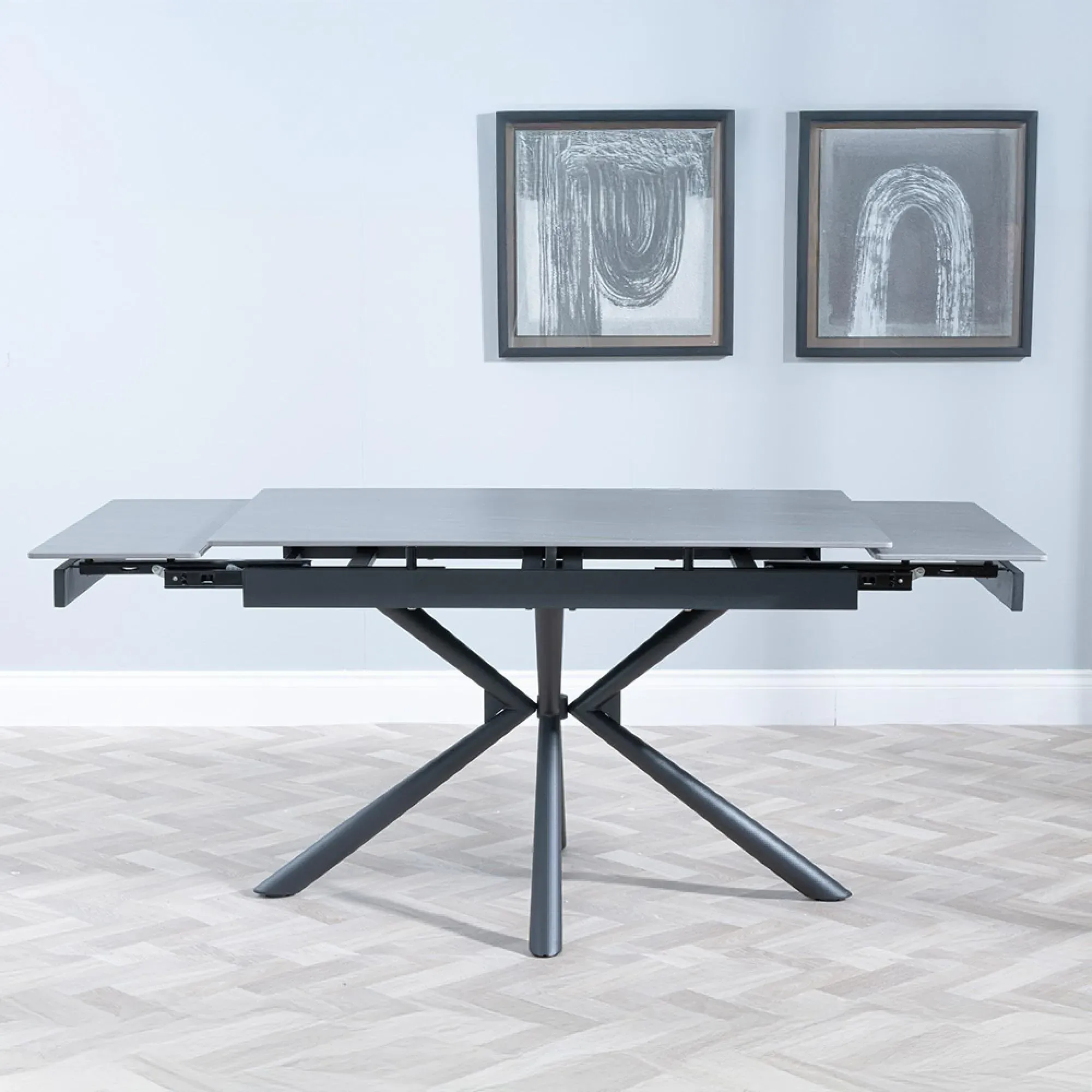Ripon 4-6 Seater Extending Dining Table - Black, Ceramic
