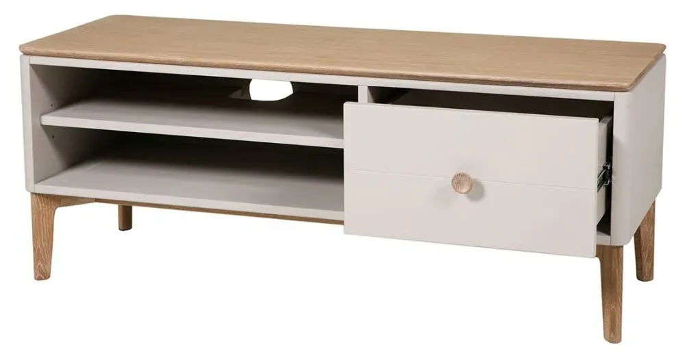 Marlow Medium TV Unit with Storage - Cashmere Oak