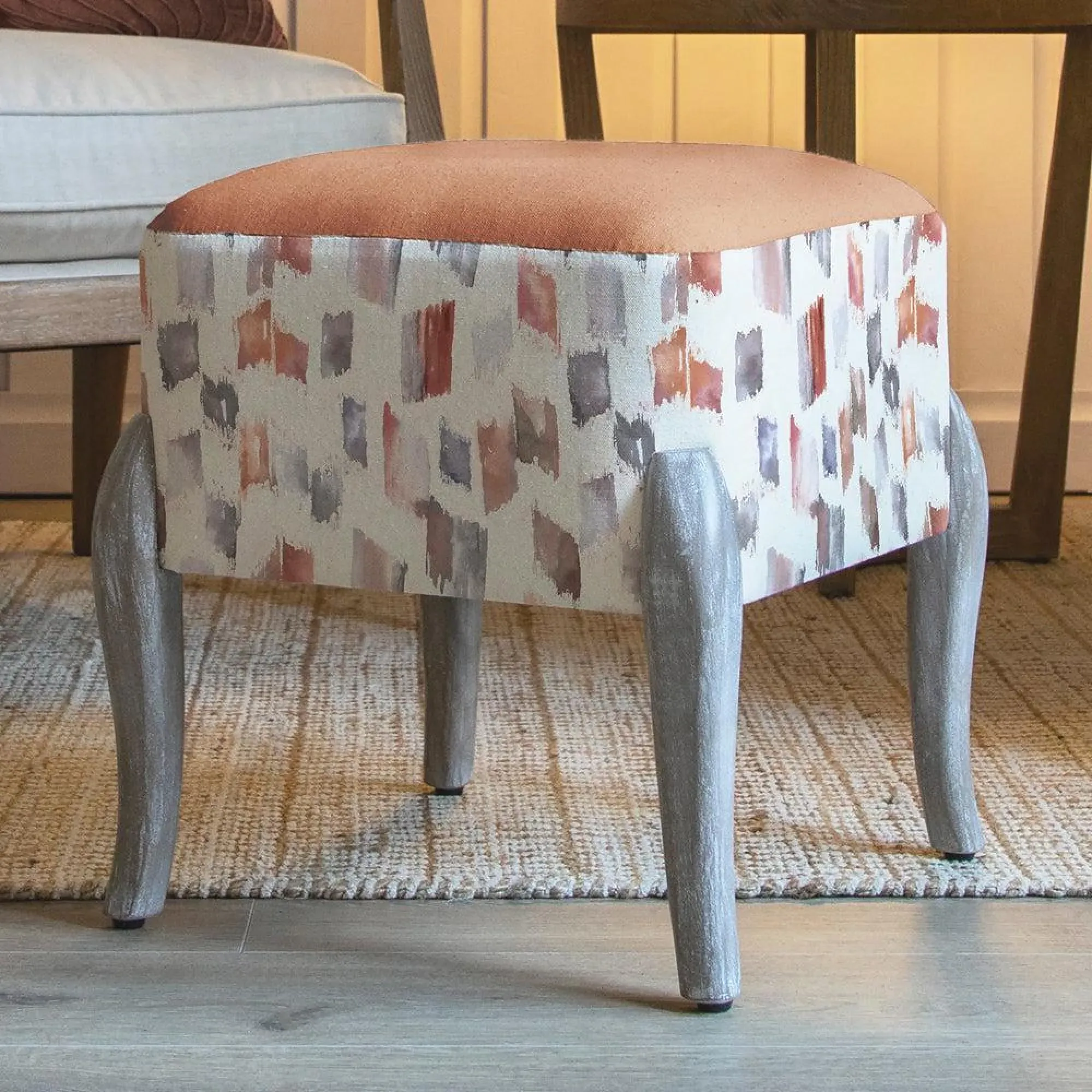 Arwen Ralf Footstool - Rosewater