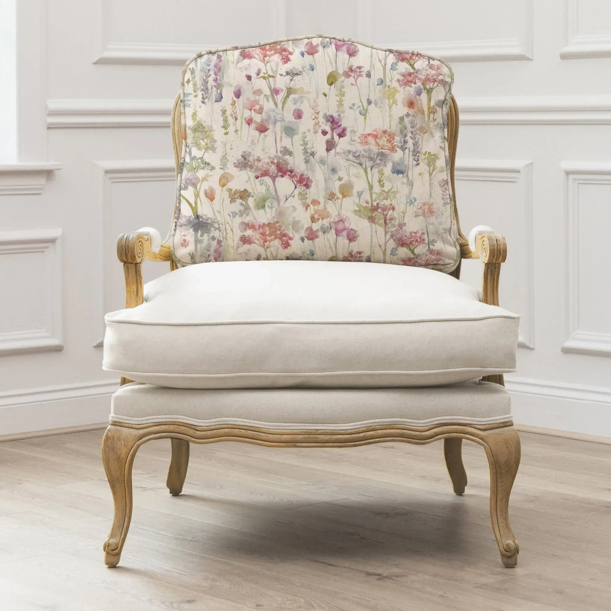 Ilinizas Oak Poppy Printed Florence Armchair - Pink