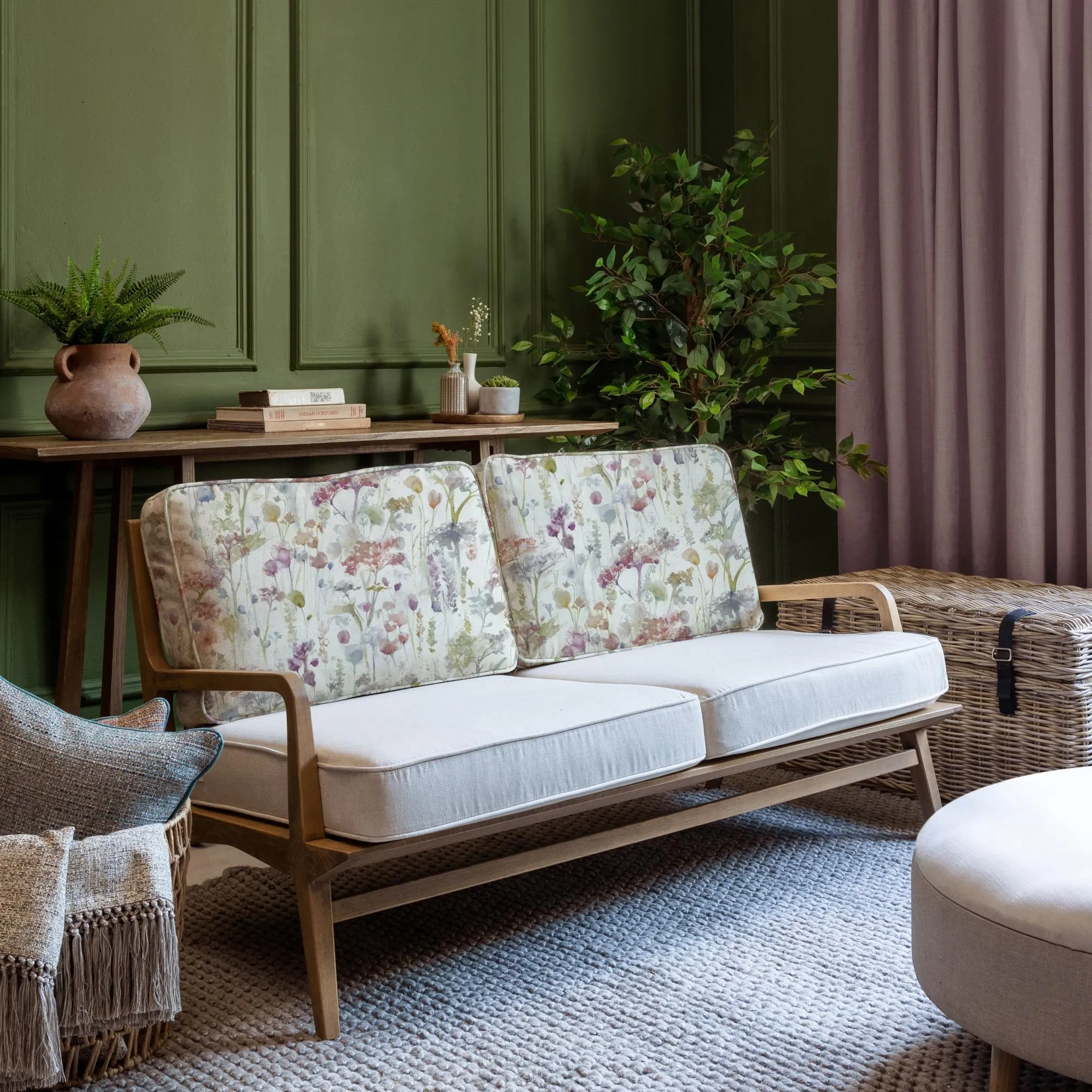 Ilinzas Poppy Idris 2-Seater Sofa - Pink