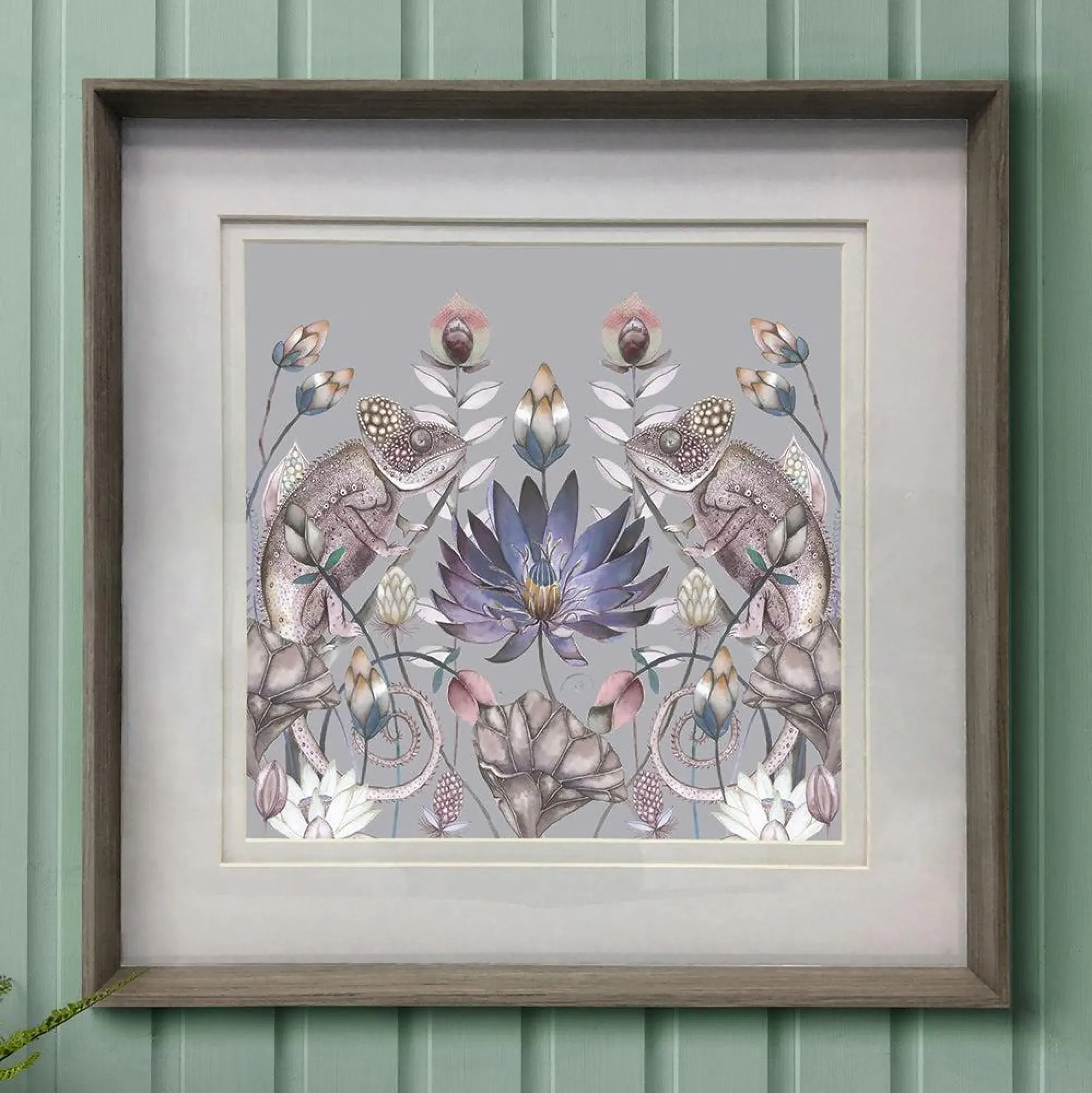 Oswai Square Framed Print - Nut