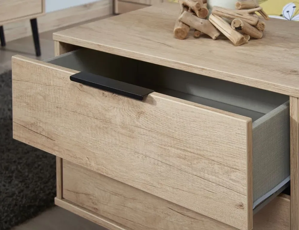 Hong Kong 3 Drawer Midi Chest with Hairpin Legs - Oak