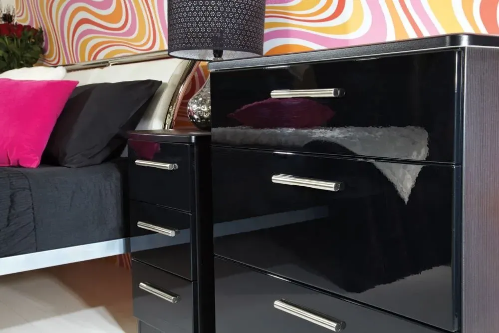 Knightsbridge 3 Drawer Bedside Cabinet - Black