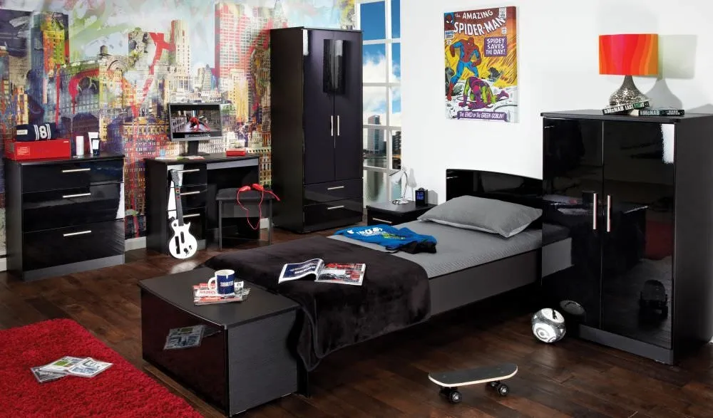 Knightsbridge 3 Drawer Desk - Black