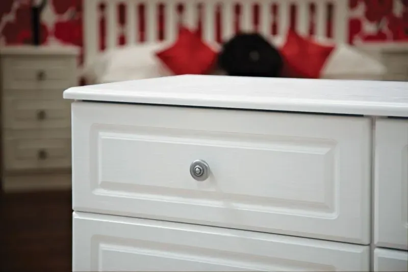 Pembroke 6 Drawer Midi Chest - White