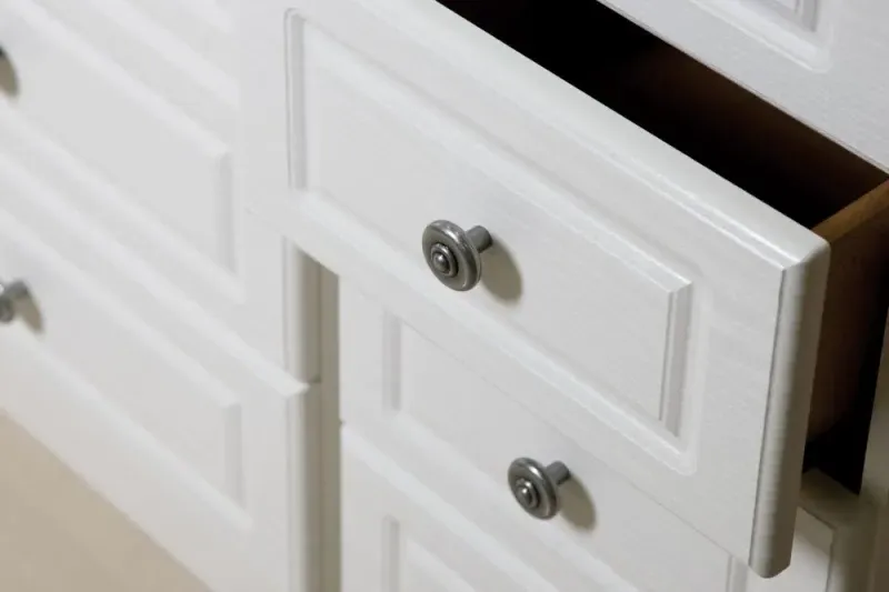 Pembroke 6 Drawer Midi Chest - White