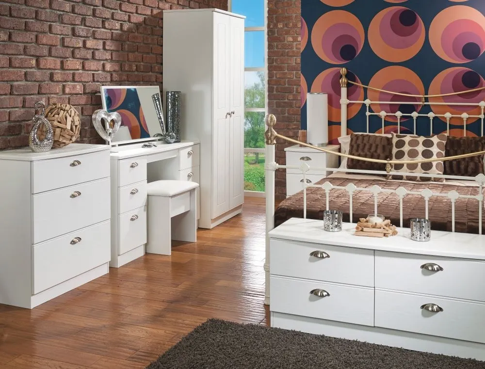 Victoria 3-Drawer Bedside Cabinet - White Ash