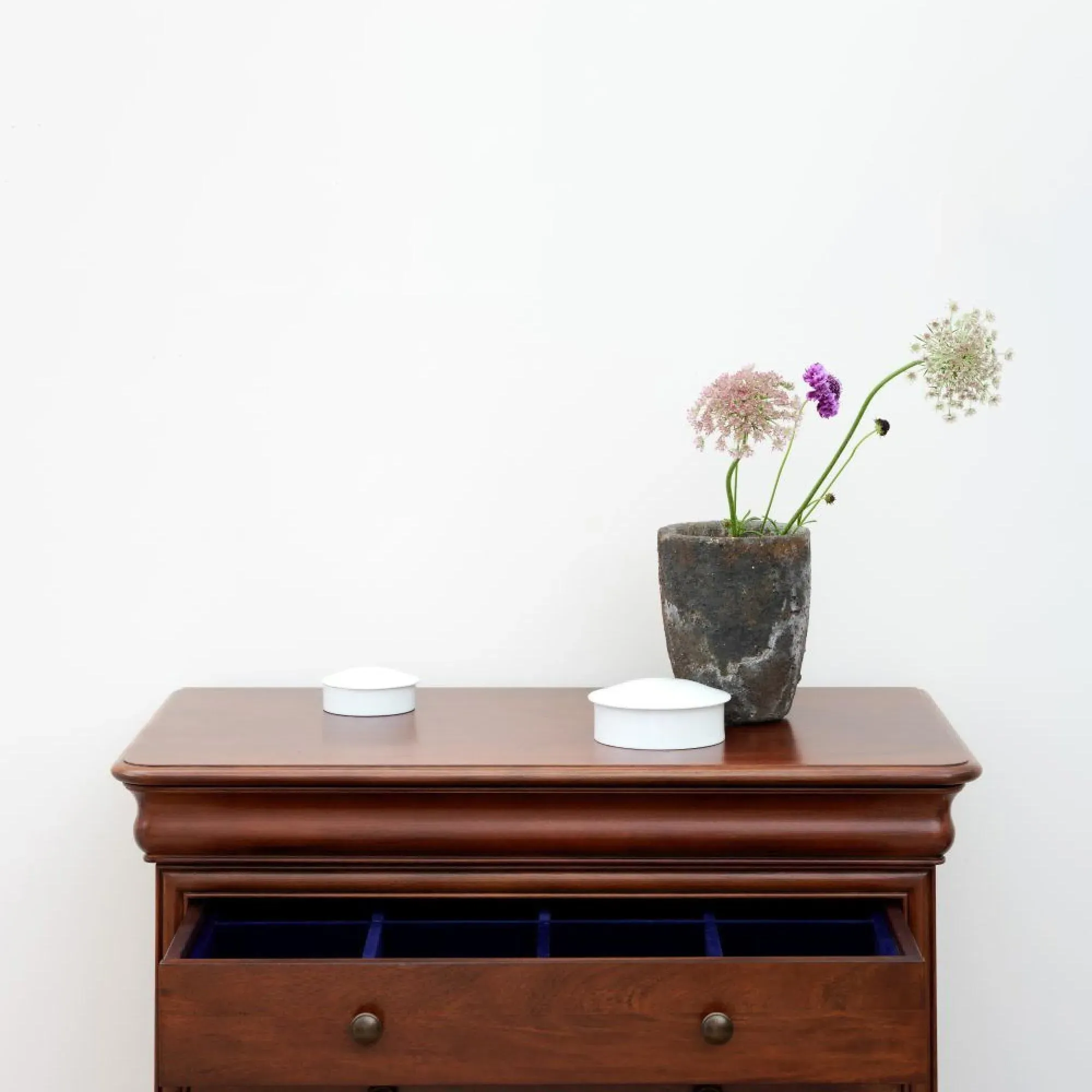 Antoinette 6 Drawer Tall Chest - Dark Cherrywood