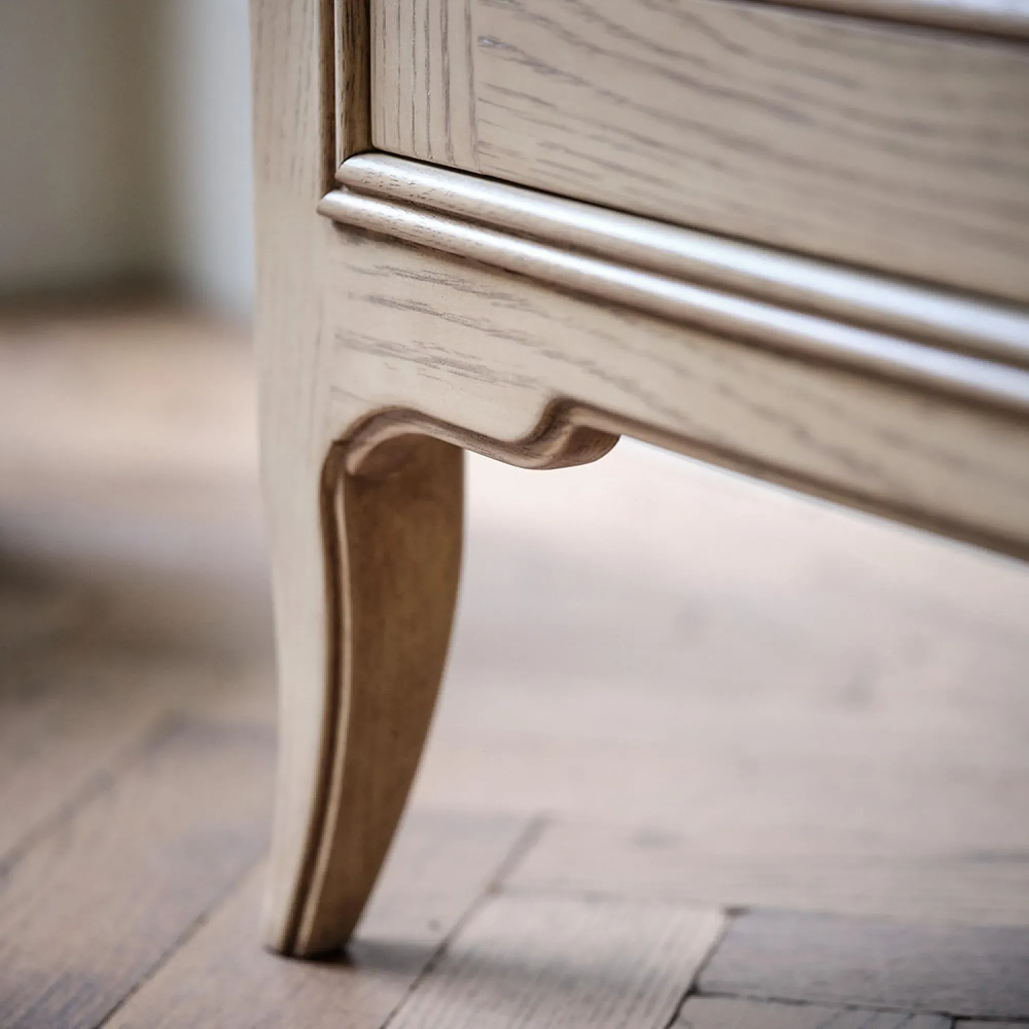 Toulon Medium 2 Door Sideboard - Oak