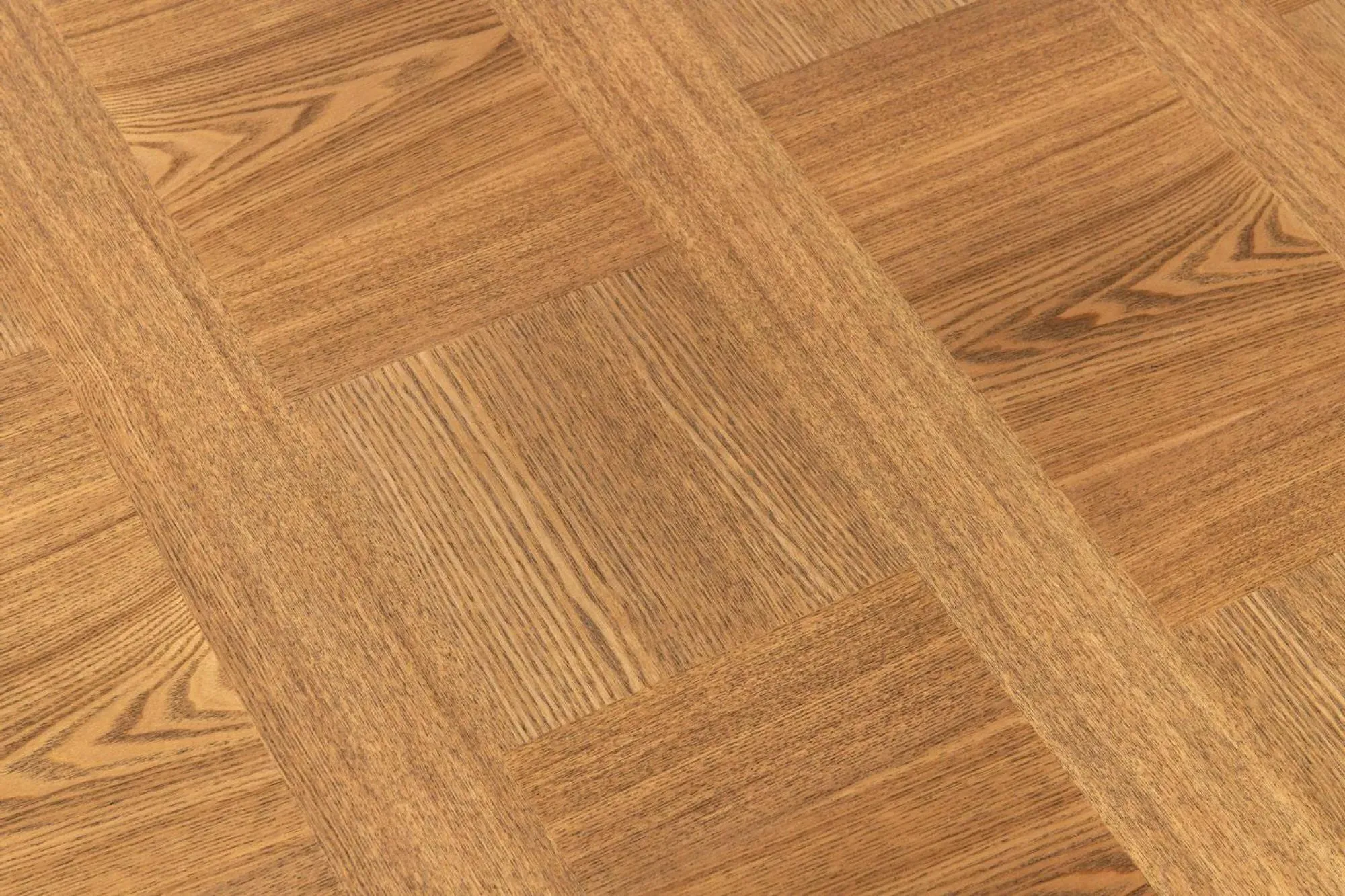 Payton 6 Seater Extending Dining Table - Oak Veener