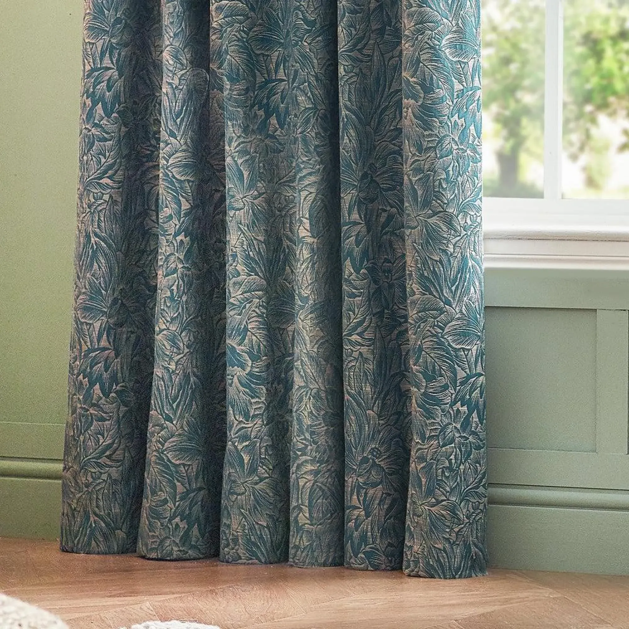 Grantley Jacquard Pencil Pleat Curtains - Wedgewood