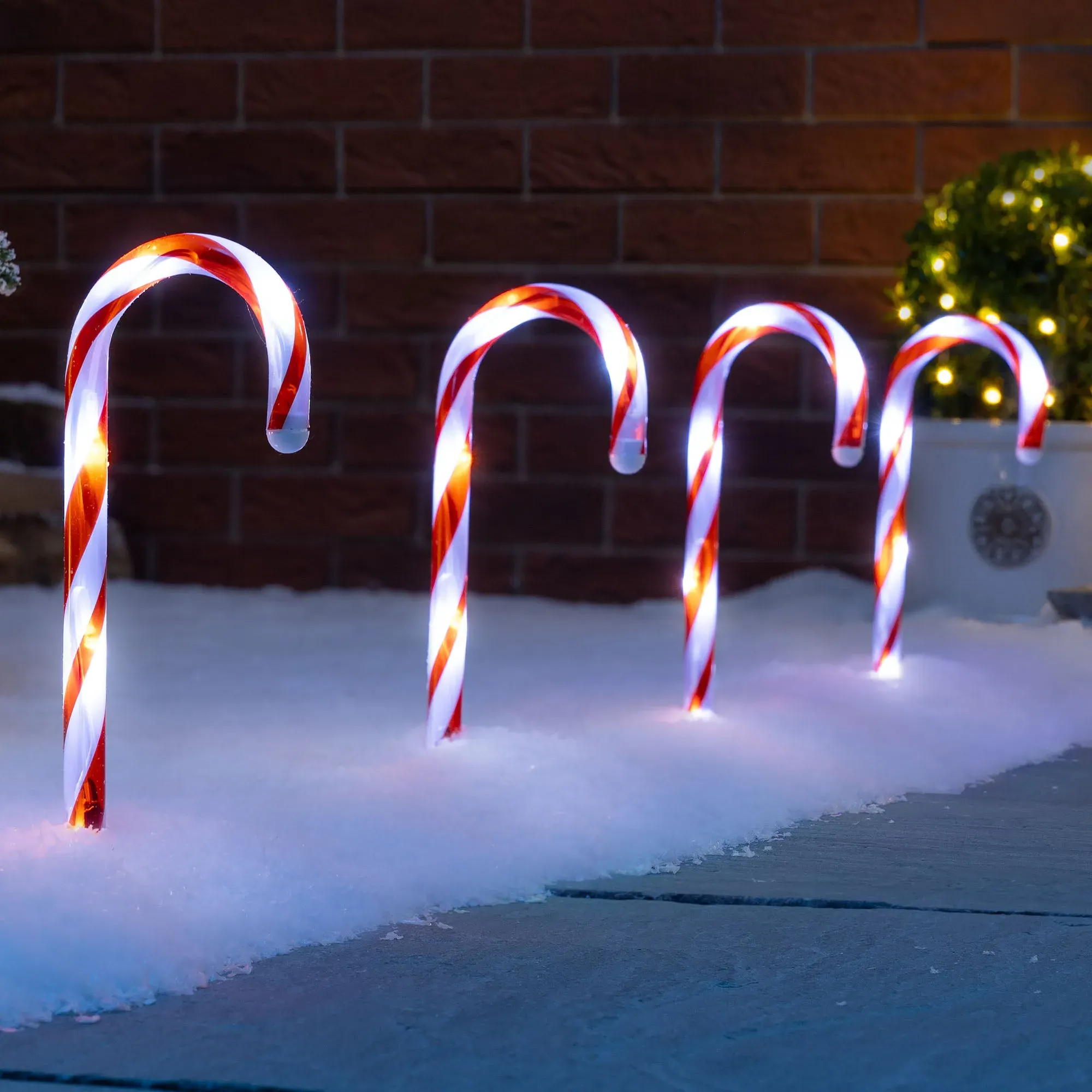 26cm LED Candy Cane Path Lights - Set of 4 alternate view
