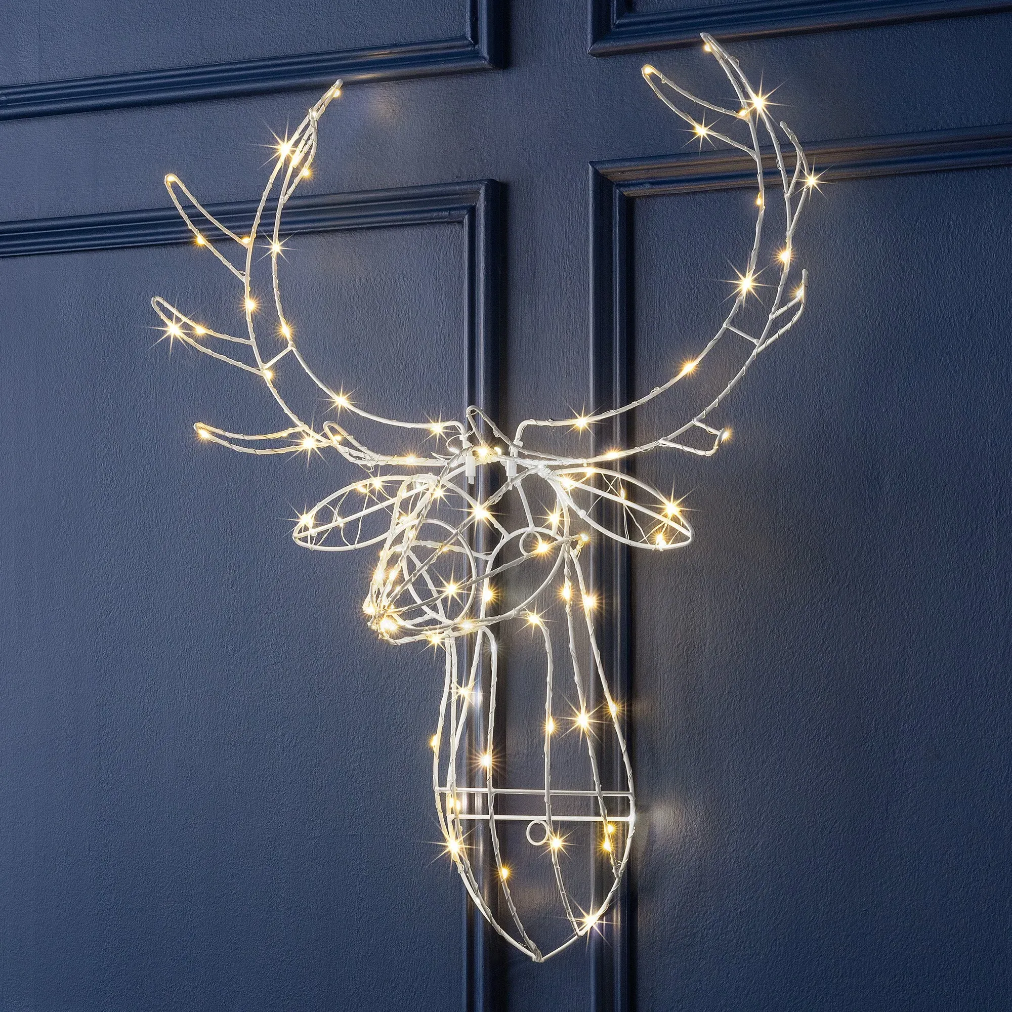 Light Up Wire Stag Head Wall Decoration - White product