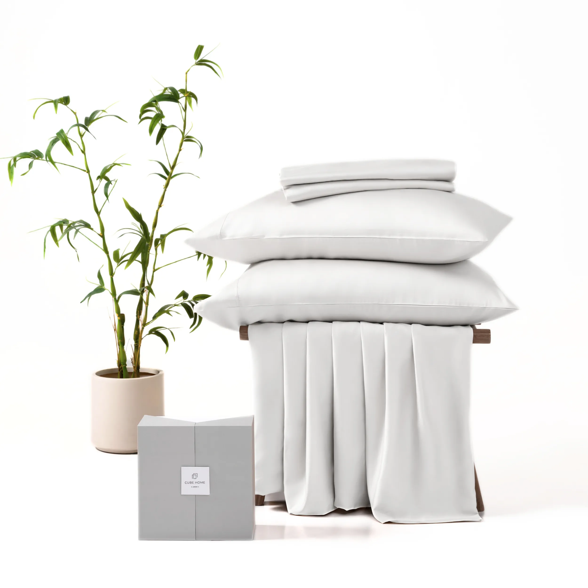 CUBE HOME Bamboo Bedding Set with Fitted Sheet - White alternate view