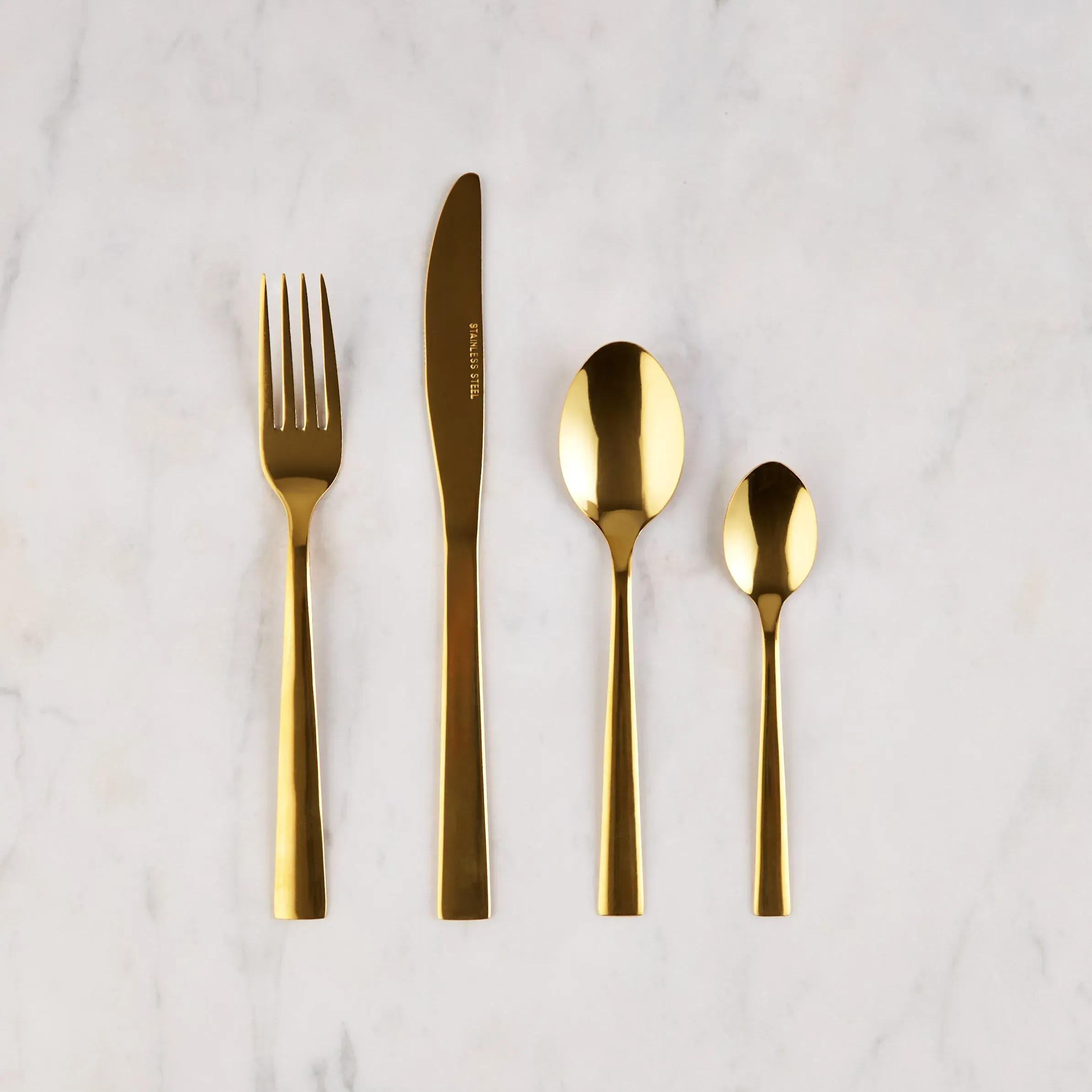 16-piece-gold-cutlery-set-gold image