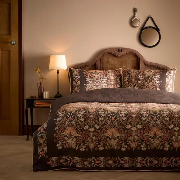 Audrey Duvet Cover & Pillowcase Set - Red, Cotton Sateen product