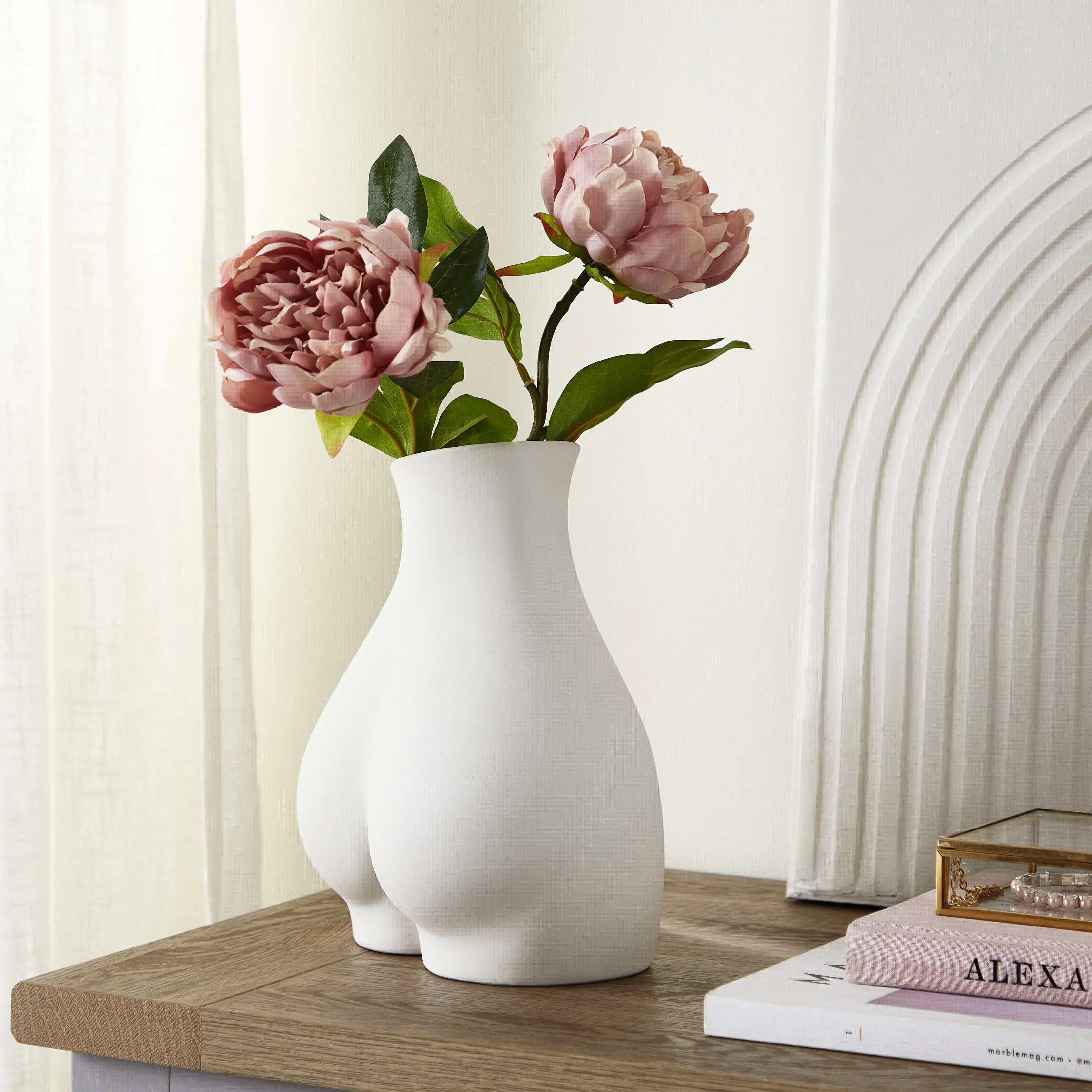 body-vase-cream-22cm-white image