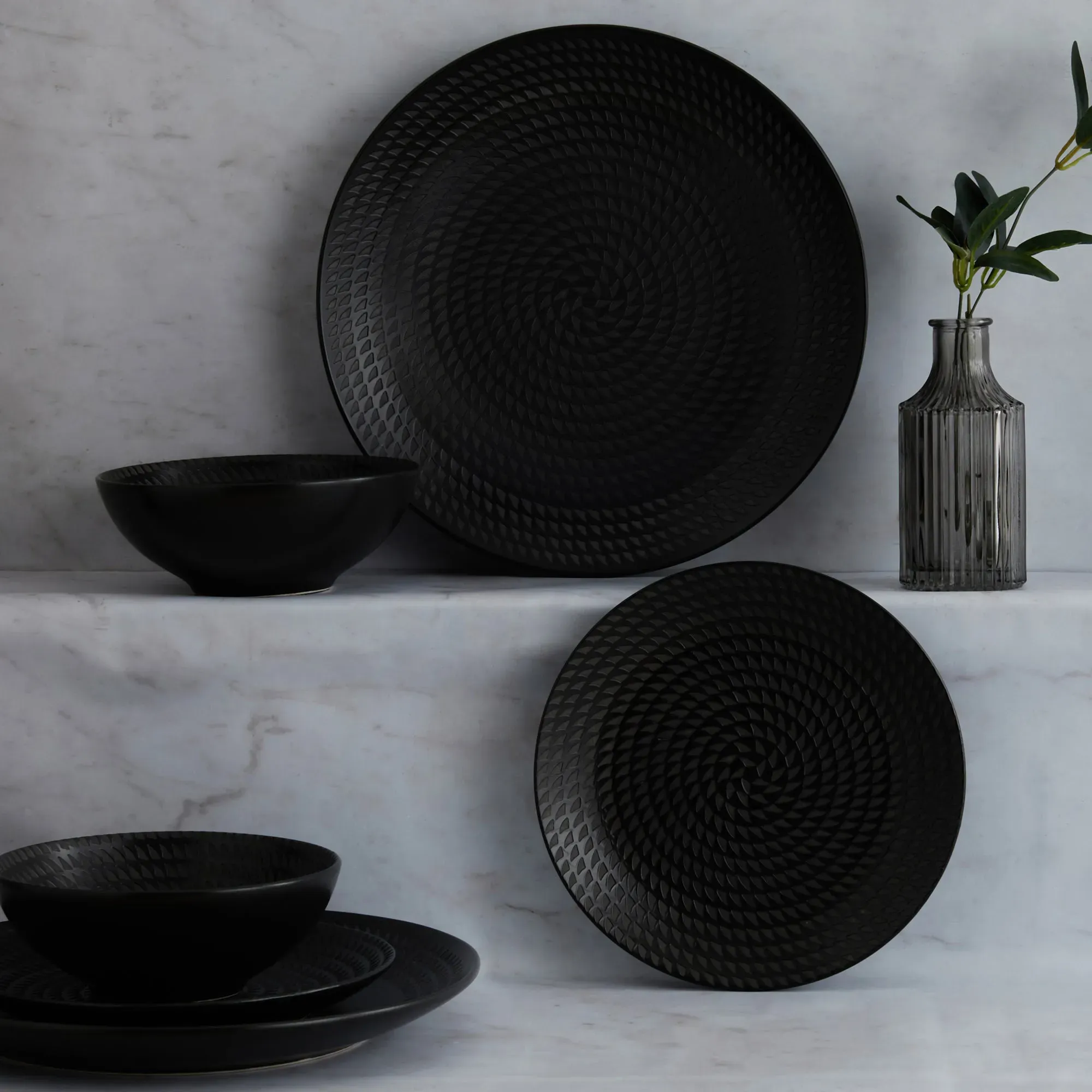 carbon-12-piece-dinner-set-black image