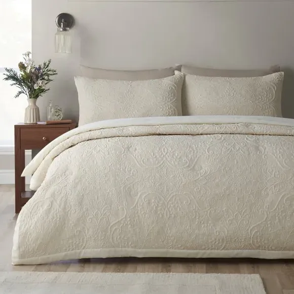Amelia Jacquard Bedspread - Cream product