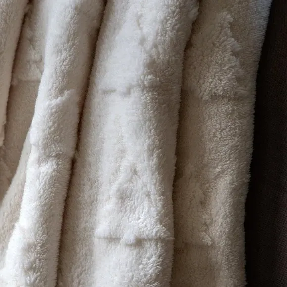 Christmas Tree Embossed Sherpa Throw Blanket - Cream alternate view