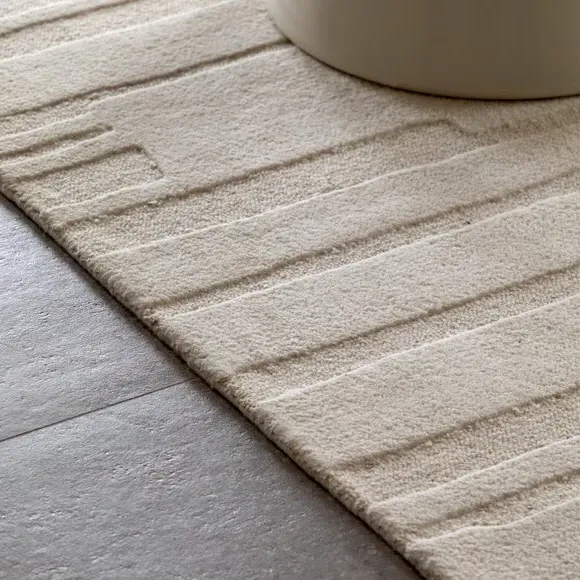 Desio Tufted Tonal Rug - White alternate view