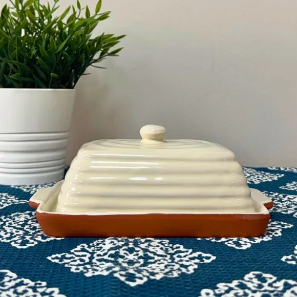 Porto Ribbed Butter Dish - Terracotta alternate view