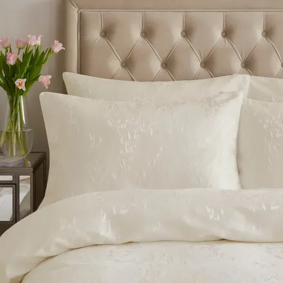 Luxe Wisteria Duvet Cover and Pillowcase Set - Ivory, Cotton alternate view