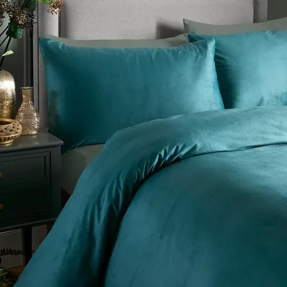 Montrose Duvet Cover & Pillowcase Set - Teal Green, Polyester alternate view