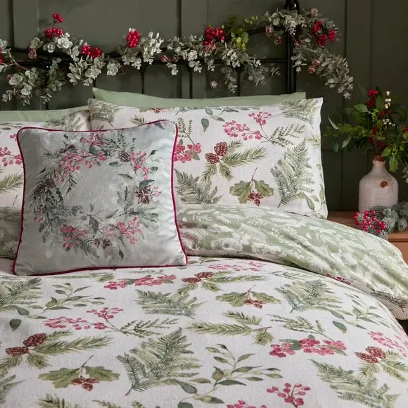 Winter Sprigs Duvet Cover Set with Pillowcase - Green, Cotton alternate view