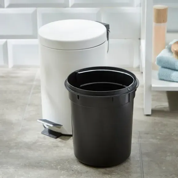 3L Pedal Bin with Inner Bucket - Cream, Metal alternate view