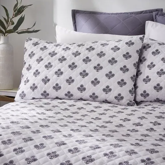 Ashwin Floral Blockprint Duvet Cover and Pillowcase Set - Blue alternate view