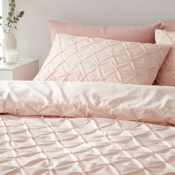 Aster Pintuck Duvet Cover & Pillowcase Set - Chalk Pink, Cotton alternate view